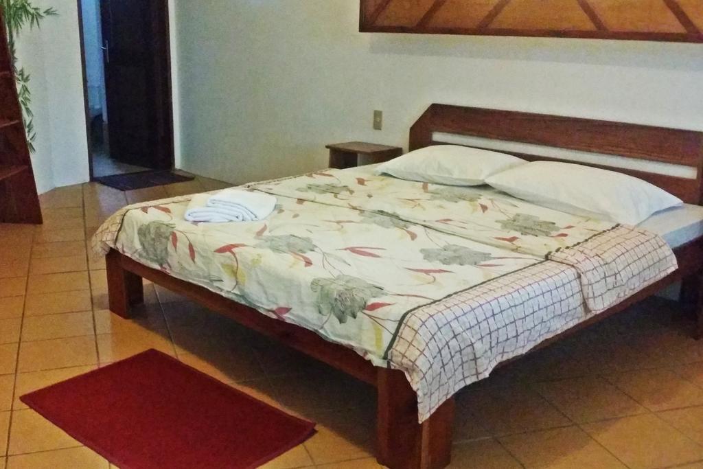 Balabag  Bamboo Bungalows Resthouse חדר תמונה