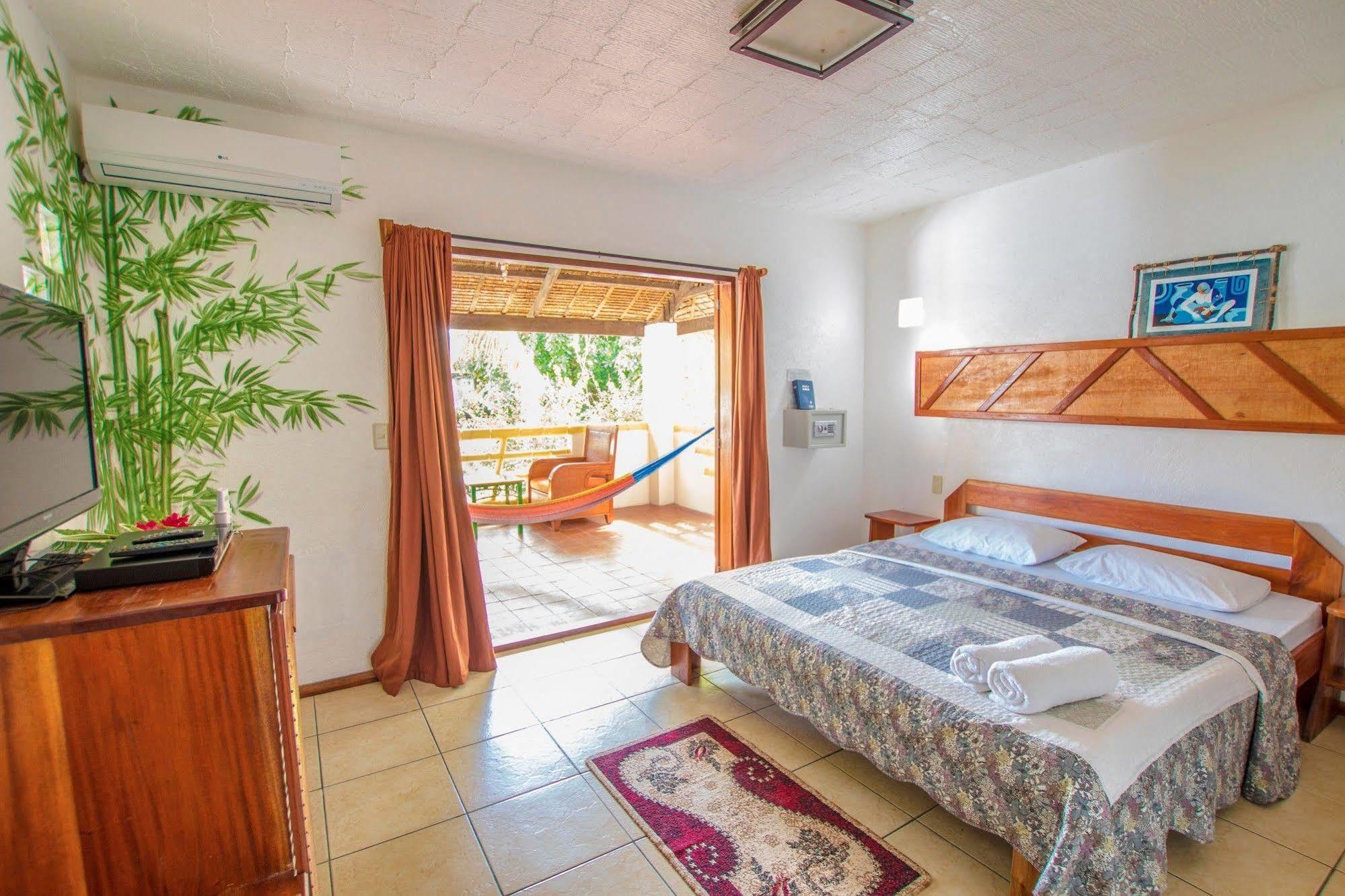 Balabag  Bamboo Bungalows Resthouse מראה חיצוני תמונה