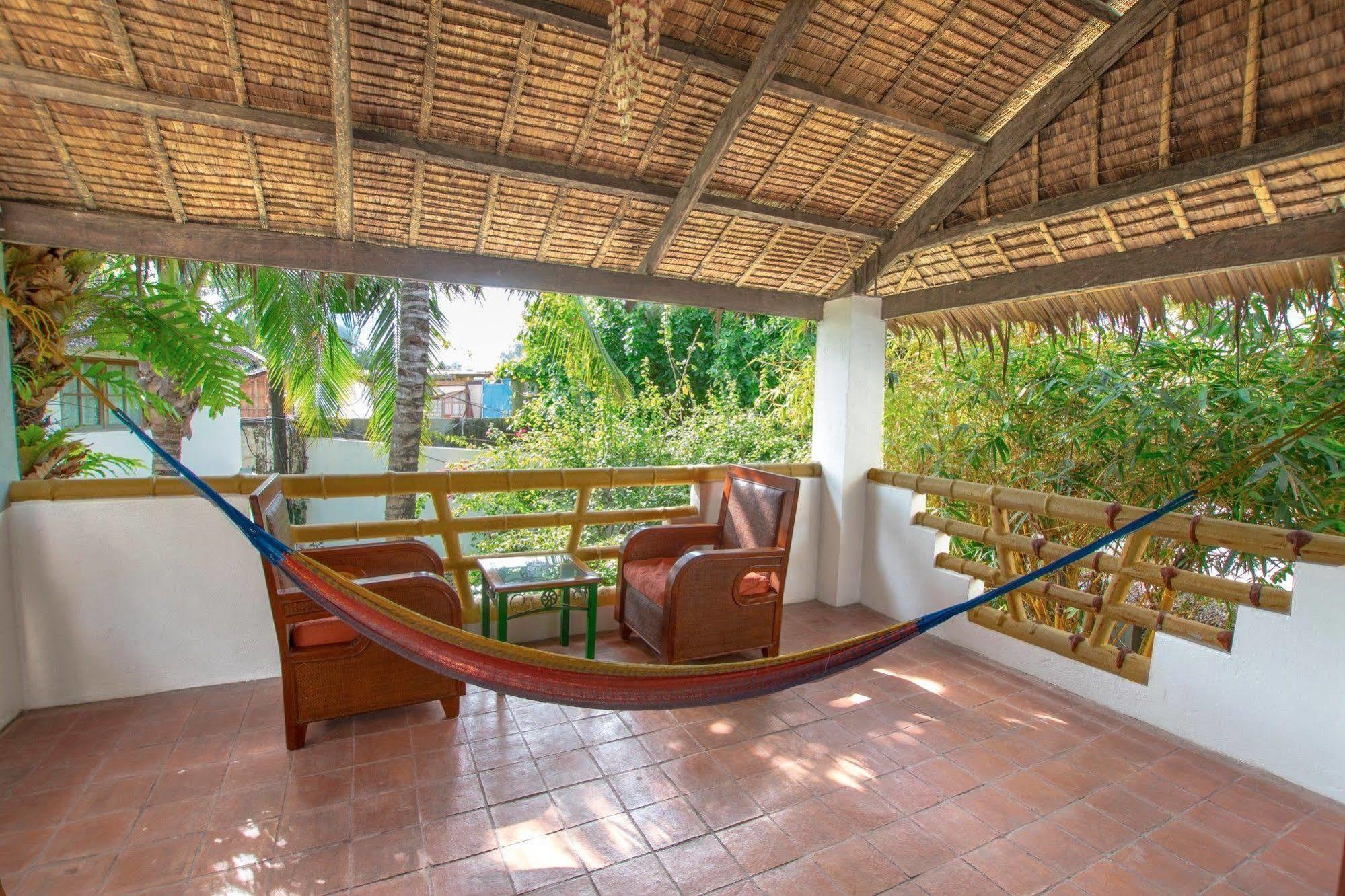 Balabag  Bamboo Bungalows Resthouse מראה חיצוני תמונה