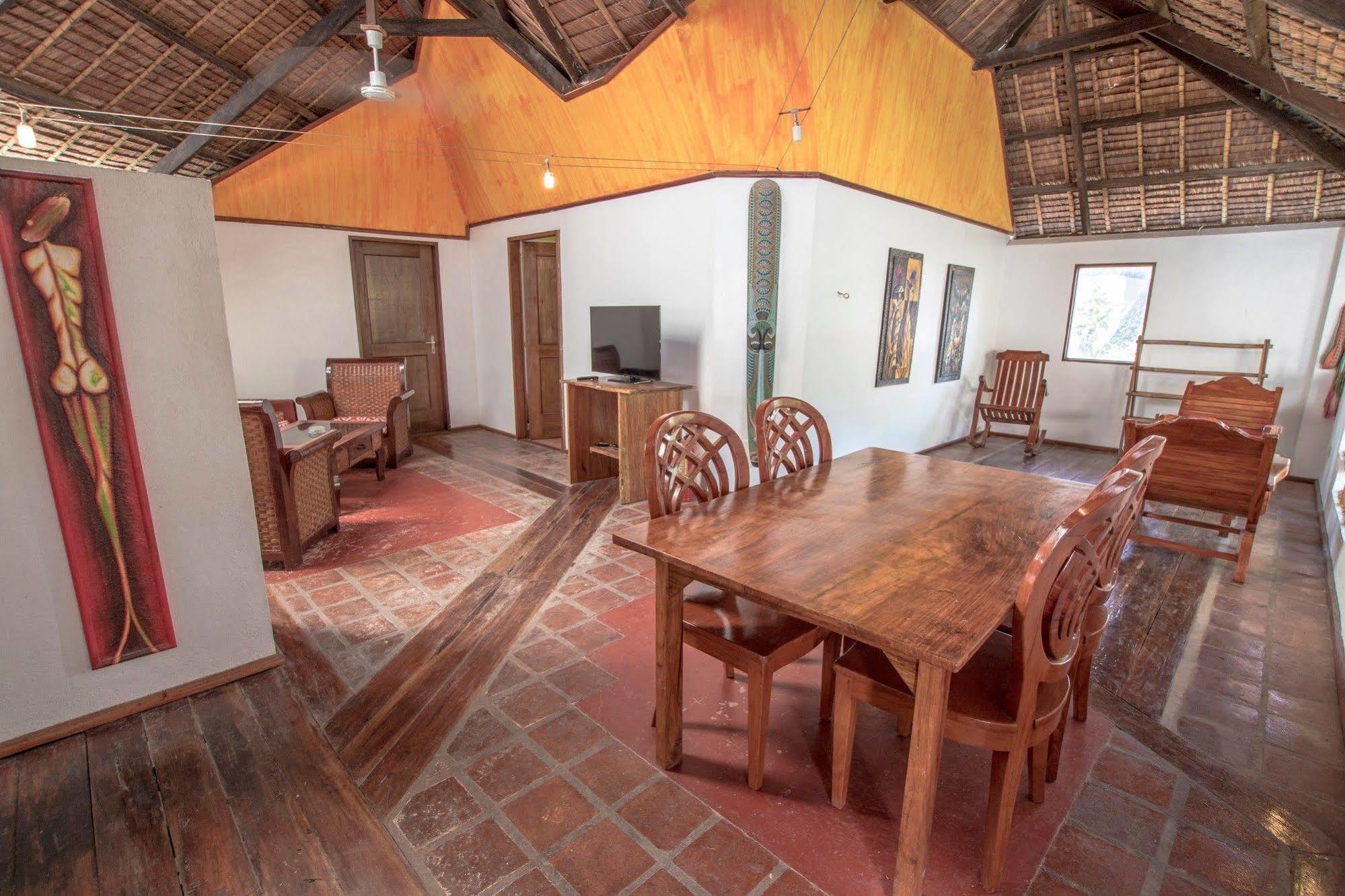 Balabag  Bamboo Bungalows Resthouse מראה חיצוני תמונה